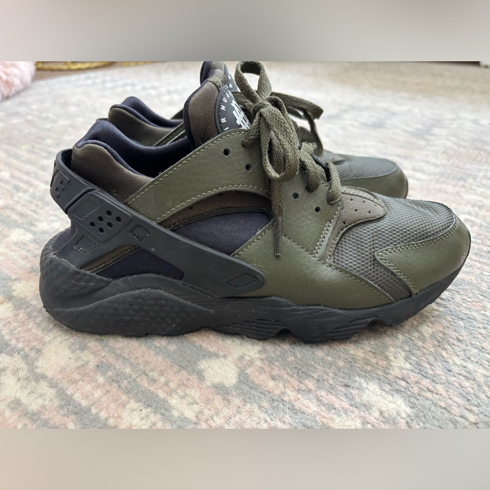 Nike Hurricane Men’s Shoes - Olive Green and Black - Athletic Shoes